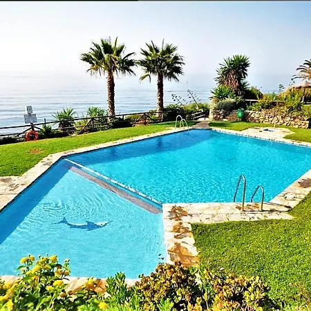 Bahia Azul Tatil Evi Estepona